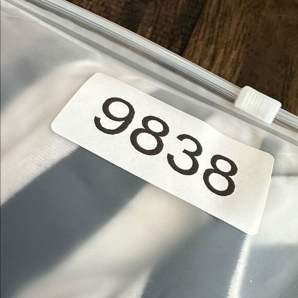 EUC Wet Seal Women’s Black White Striped Sleeveless Maxi Dress Front Splits - S - Picture 5 of 5